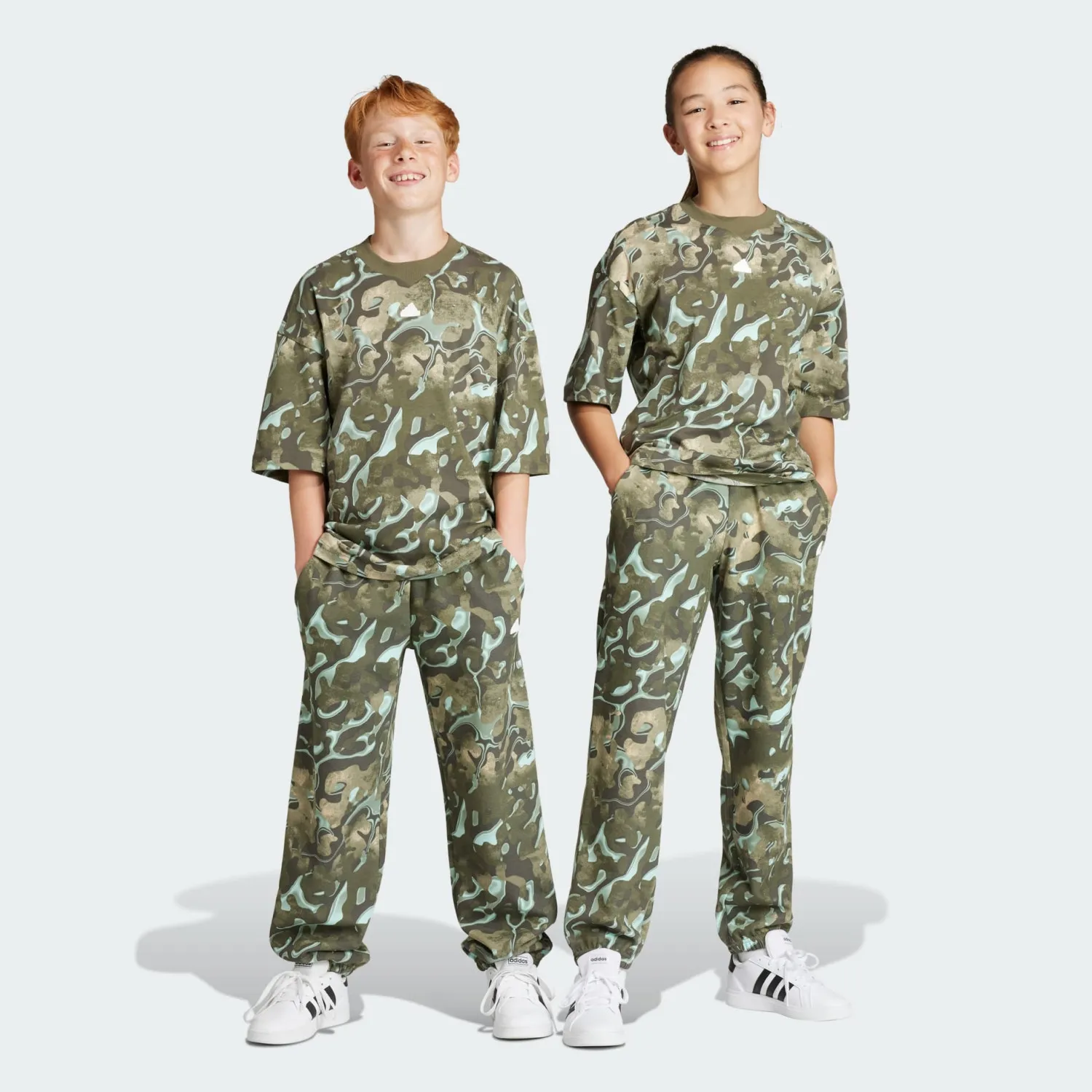 ADIDAS PANTALONI FUTURE ICONS ALLOVER PRINT RAGAZZO (DA 6 A 16 ANNI)