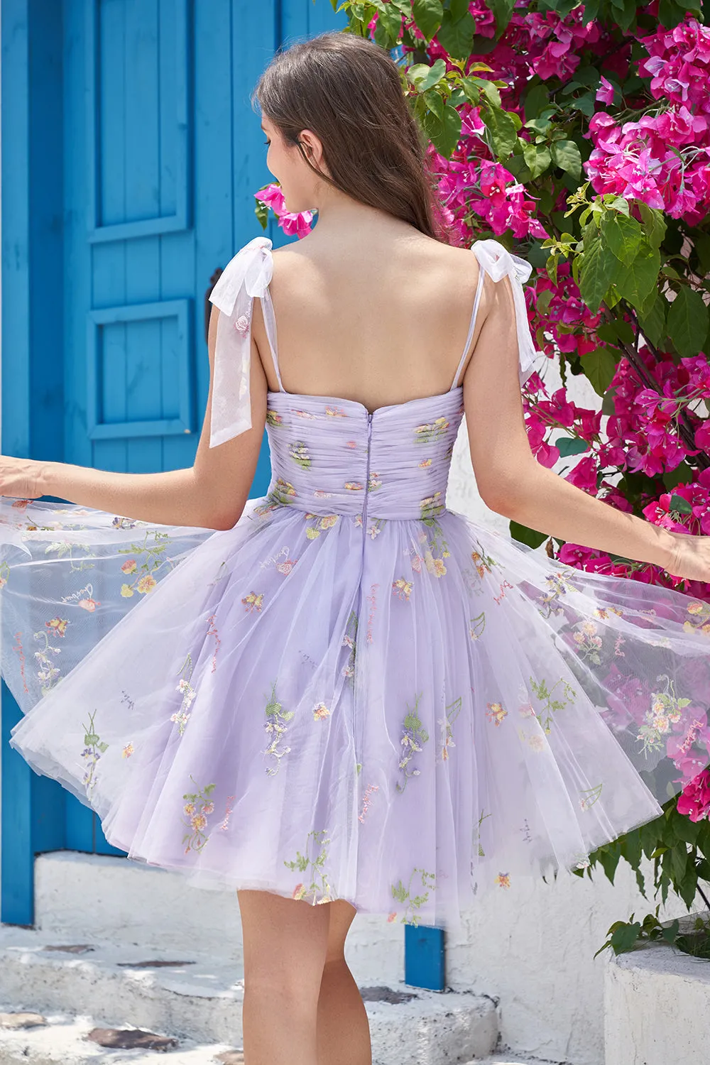 Blu grigio tulle cinghie di cravatta corto abito da cocktail con ricamo