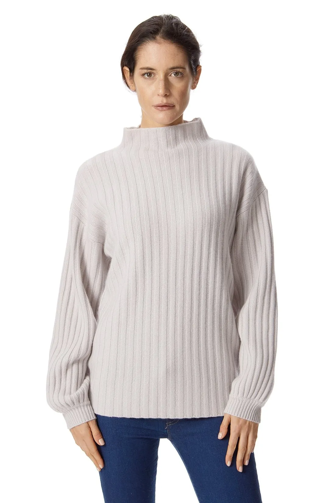 Gerippter Pullover mit Puffärmeln