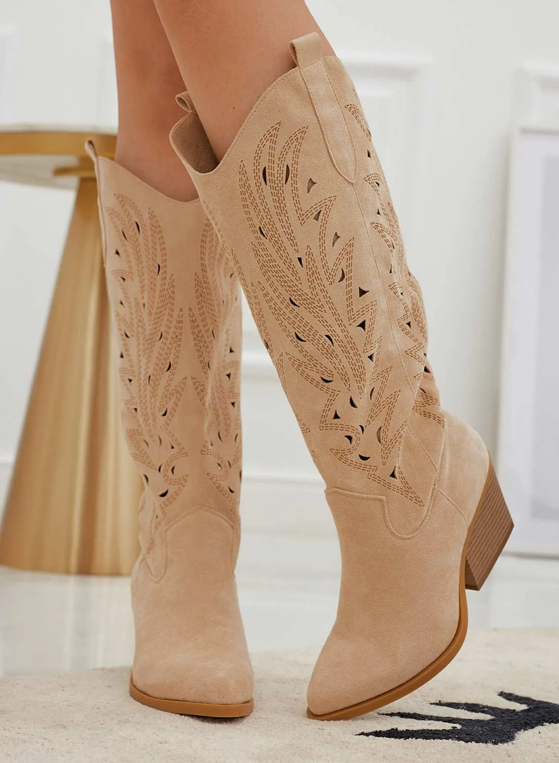 WANDA - Stivali camperos beige scamosciati